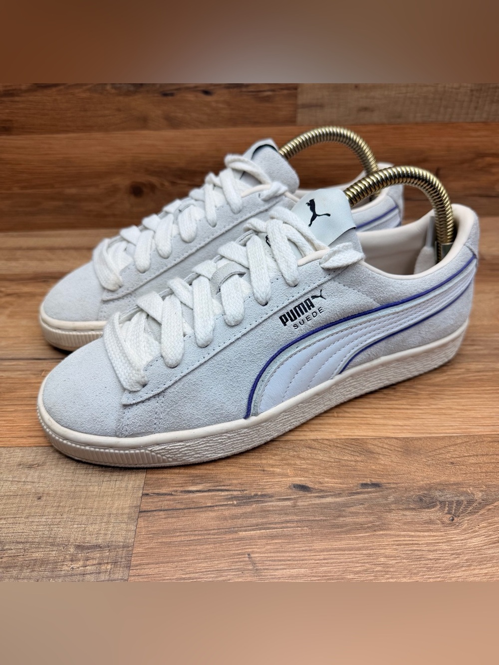 Puma men size 6 Suede Low-Top Sneakers in Light Gray with Blue Accents - Picture 2 of 8